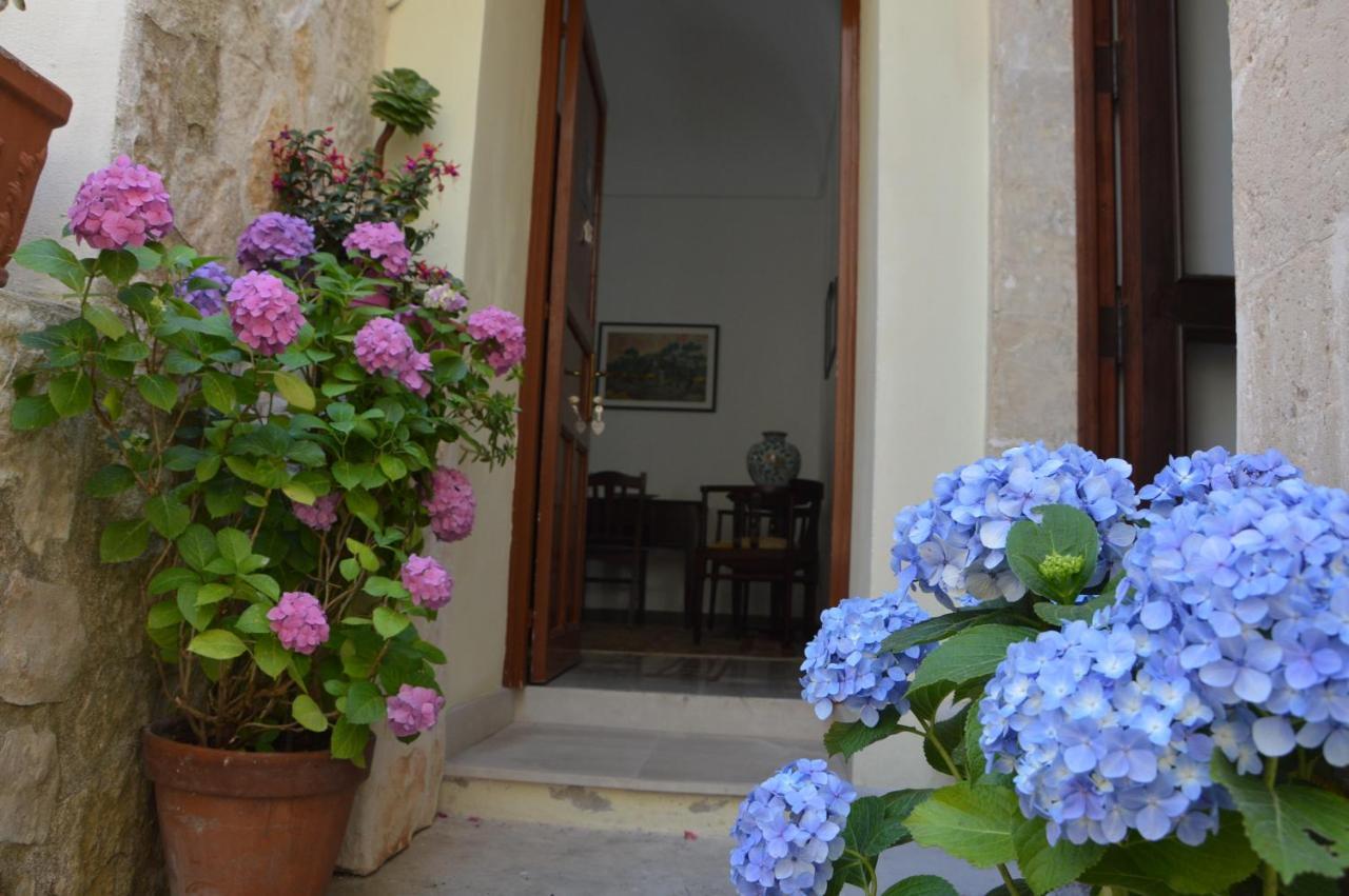 B&B Al Cortiletto Modica Centro Dış mekan fotoğraf